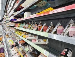 fridge in convenienve store