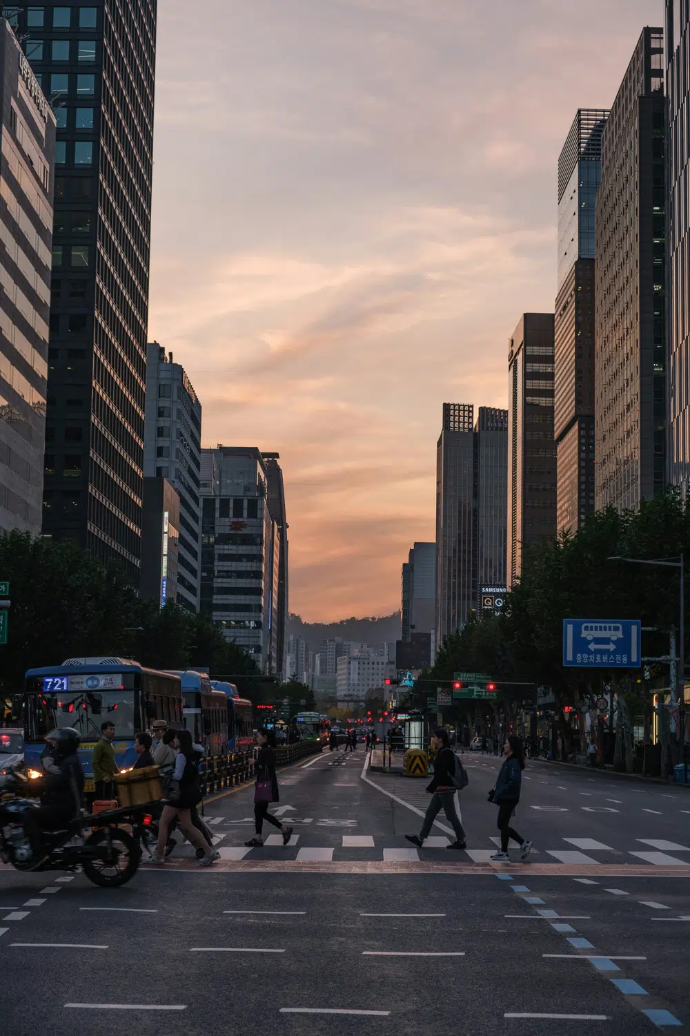fast city, Seoul, Korea